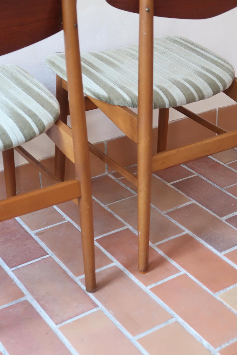 Paire de chaises scandinaves Farstrup vintage en teck et tissu vert