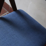 Paire de chaises scandinaves Farstrup modèle 205 en teck, design Thomas Harlev, tissu bleu, années 60.