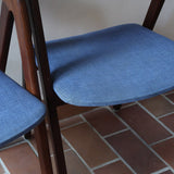Paire de chaises scandinaves Farstrup modèle 205 en teck, design Thomas Harlev, tissu bleu, années 60.