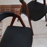 paire de chaises thomas harlev modèle 205 farstrup teck et skaï noir danemark années 60