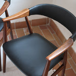 paire de chaises thomas harlev modèle 213 farstrup teck et skaï noir danemark années 60