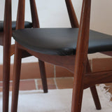 paire de chaises thomas harlev modèle 213 farstrup teck et skaï noir danemark années 60