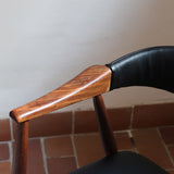 paire de chaises thomas harlev modèle 213 farstrup teck et skaï noir danemark années 60