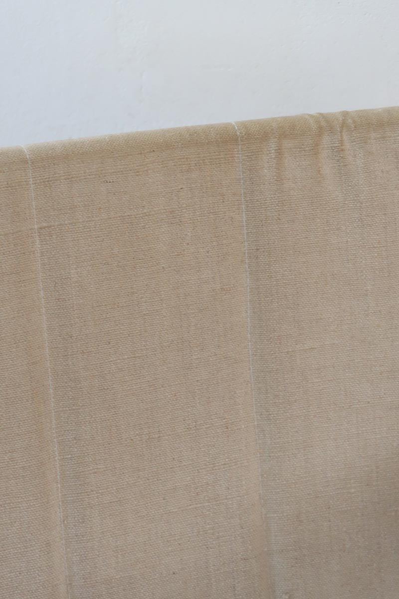 Paire de fauteuils vintage modernistes en hêtre clair et toile beige – années 70