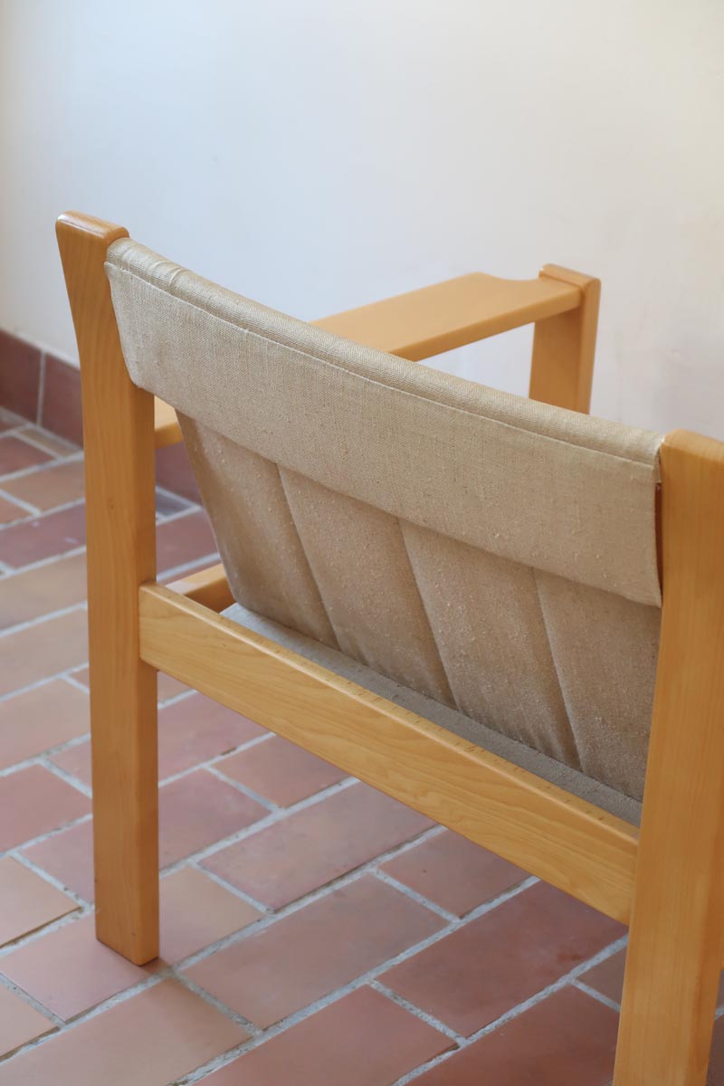 Paire de fauteuils vintage modernistes en hêtre clair et toile beige – années 70