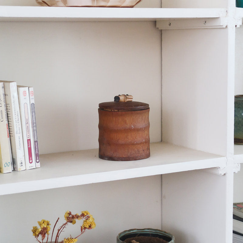 Pot bambou vintage années 60, couvercle bois poignée bambou sculptée, intérieur liège, ancien pot à tabac, boîte rangement décorative