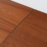 Table à manger scandinave en teck extensible, design danois des années 60, plateau en parfait état.