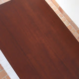 Table à manger scandinave en teck des années 60, modèle extensible avec deux rallonges, pieds tournés et plateau rectangulaire mid-century.