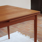 Table à manger extensible Farstrup en teck, design danois mid-century années 60, piètement bois massif et plateau rectangulaire