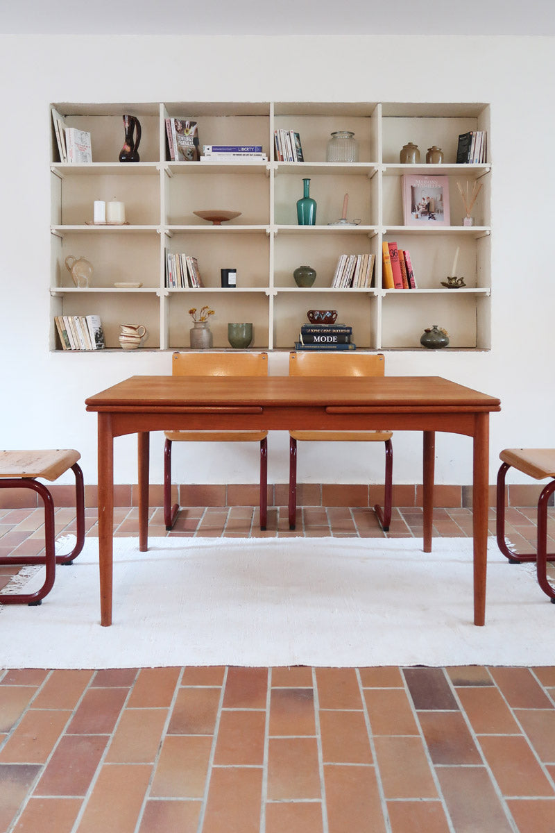 Table à manger extensible Farstrup en teck, design danois mid-century années 60, piètement bois massif et plateau rectangulaire