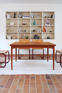 Table à manger extensible Farstrup en teck, design danois mid-century années 60, piètement bois massif et plateau rectangulaire