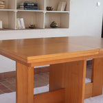 Table à manger extensible vintage en bois d'orme massif, Meubles Seltz, années 90, piétement à deux panneaux pleins en T reliés par une traverse basse, deux rallonges d'about passant de 160 à 250 cm, démontable