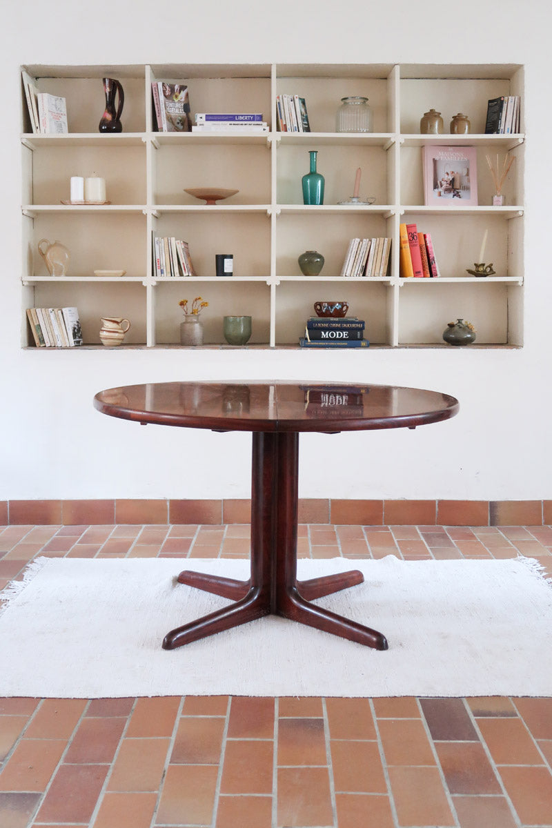 Table à manger ronde en palissandre avec piètement central, design mid century années 60