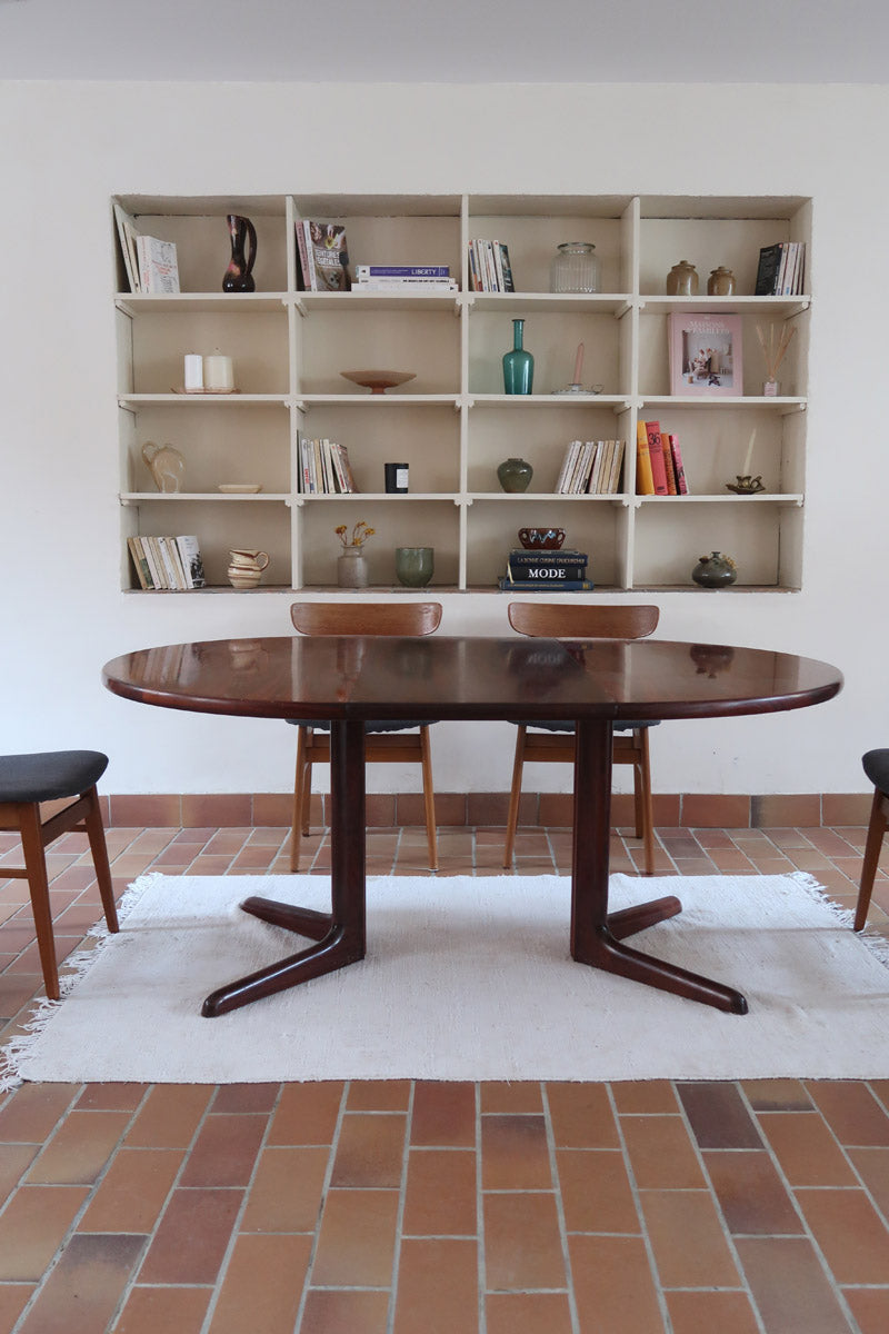 Table à manger ronde en palissandre avec piètement central, design mid century années 60