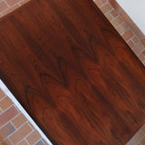 Table à manger scandinave extensible en palissandre, design danois mid-century des années 60, plateau en excellent état.