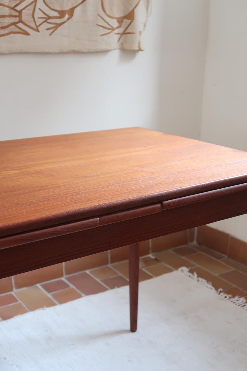 table à rallonges scandinave teck danemark années 60 petit format design nordique