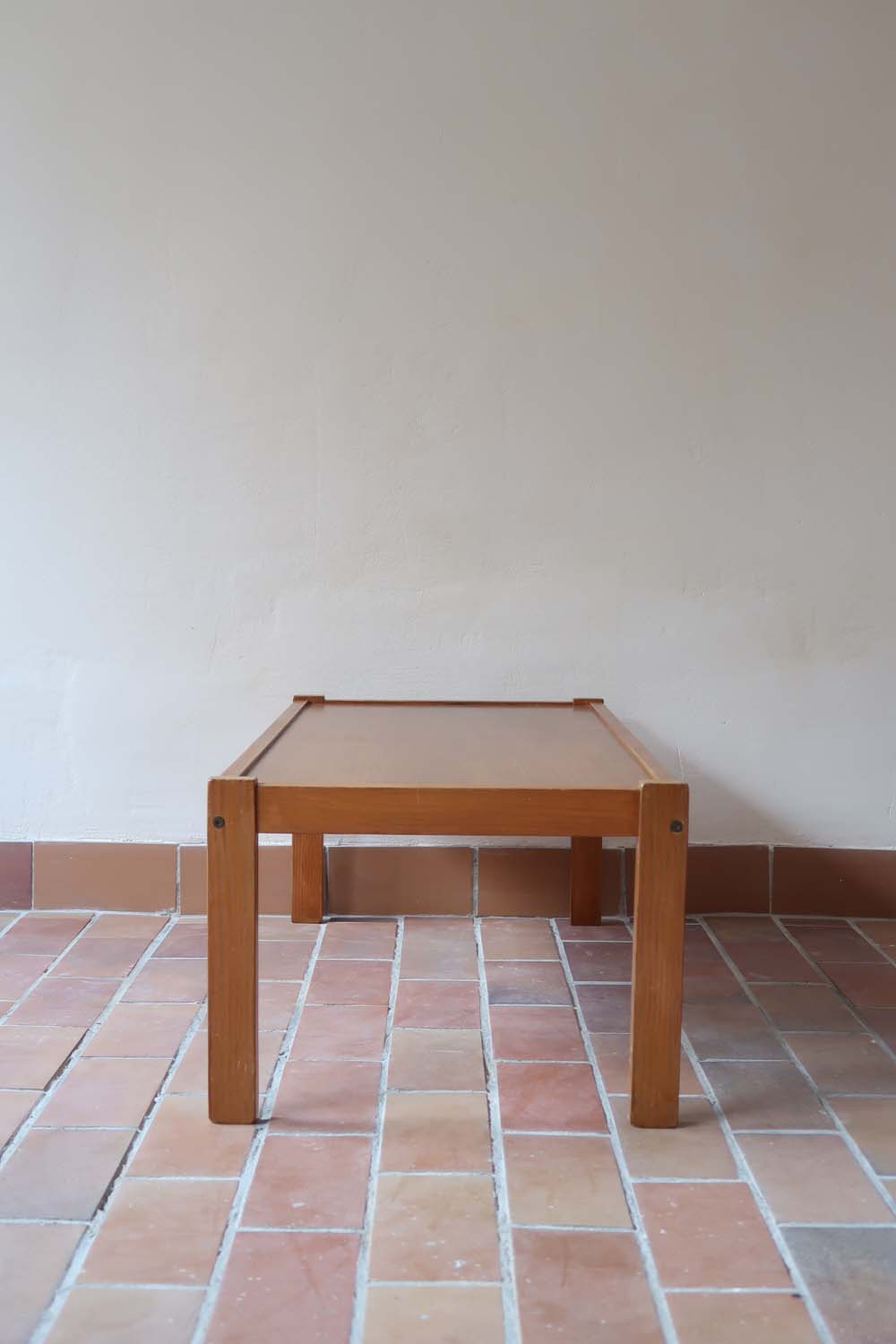 Table basse 70's scandinave – Aux Objets Trouvés