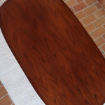 table basse scandinave ovale noyer foncé danemark années 60 design johannes andersen