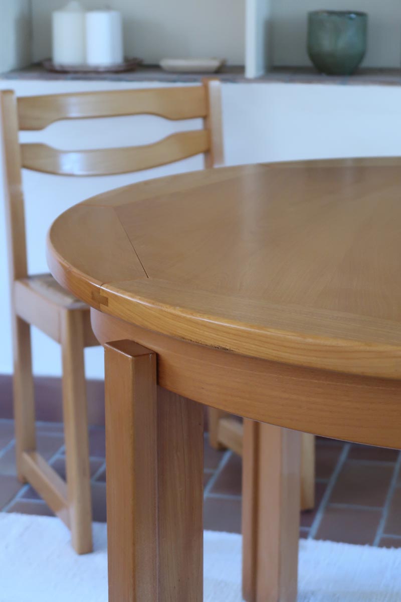Table Ronde Maison Extensible Grande table ronde extensible Maison Regain – Aux Objets Trouvés