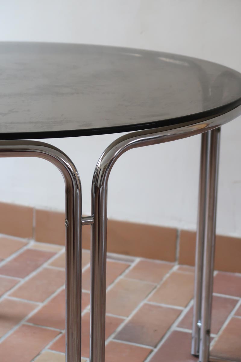 Table ovale vintage années 70 chrome verre fumé Table ovale vintage années 70 chrome verre fumé
