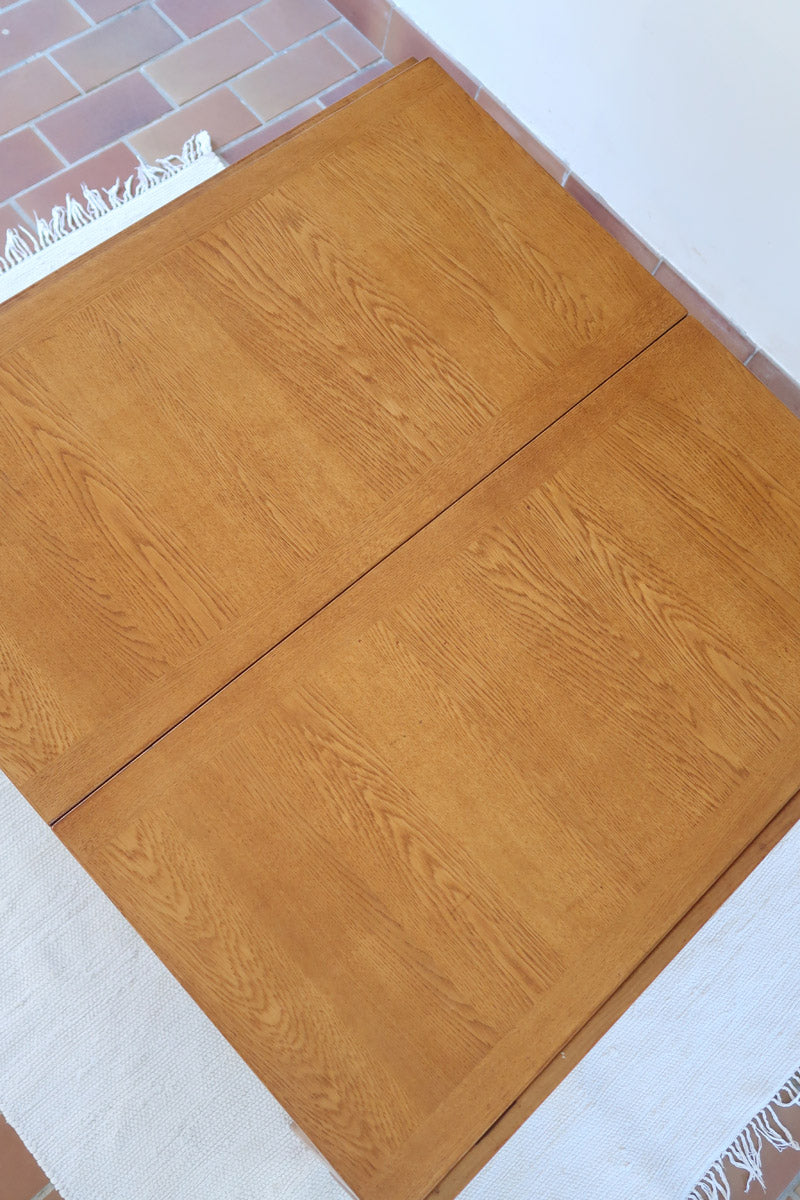Table à manger scandinave extensible en chêne clair années 60, deux abattants intégrés, jusqu'à 12 couverts, pieds droits