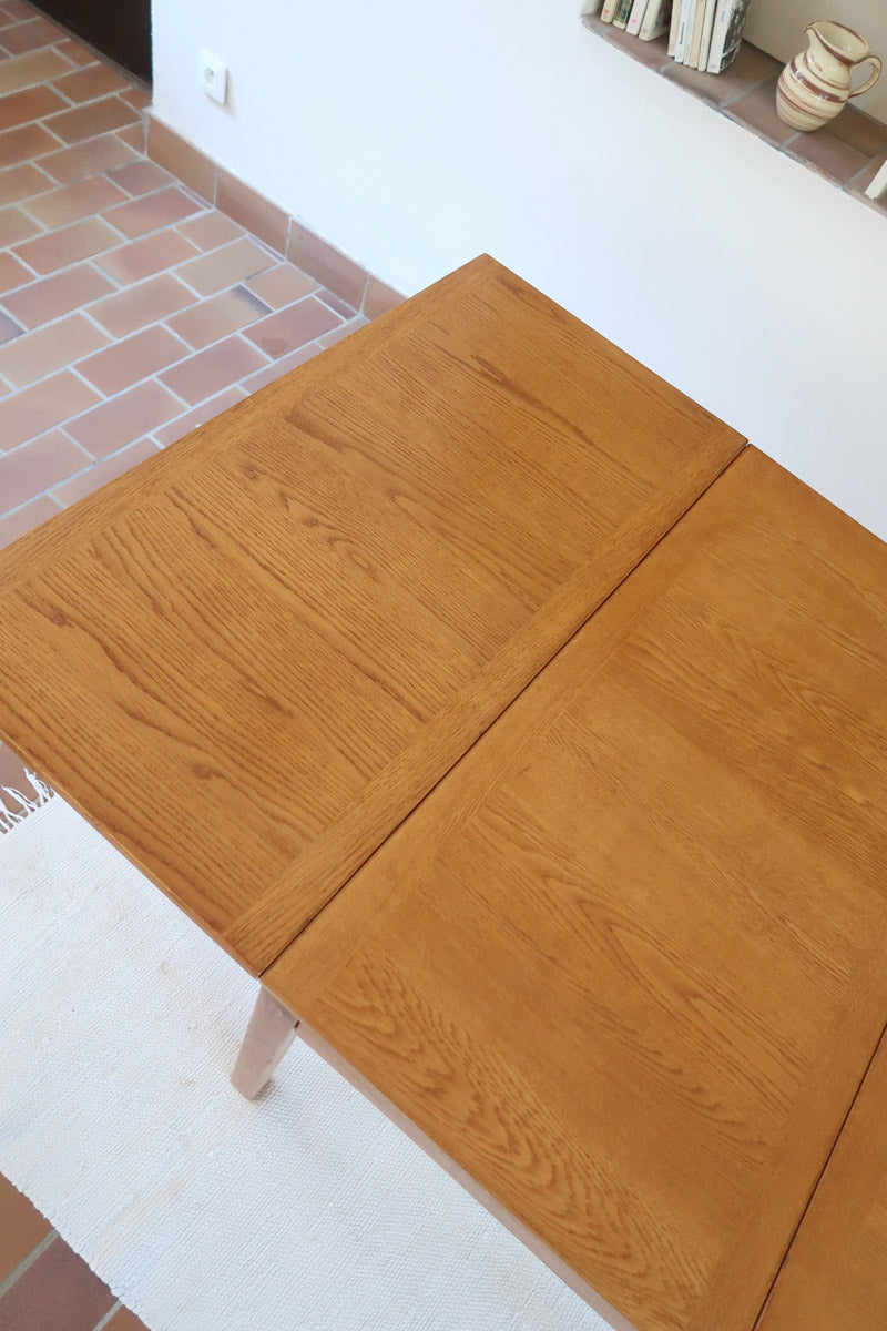 Table à manger scandinave extensible en chêne clair années 60, deux abattants intégrés, jusqu'à 12 couverts, pieds droits