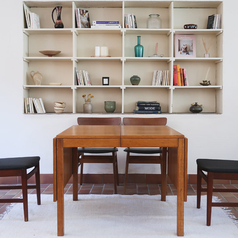 Table à manger scandinave extensible en chêne clair années 60, deux abattants intégrés, jusqu'à 12 couverts, pieds droits