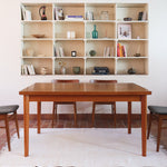 Table à manger scandinave extensible en teck années 60, allonges papillon latérales, pieds fuseau, jusqu'à 10 couverts