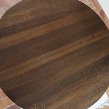 Table à manger ronde extensible vintage en chêne teinté, éditeur danois Skovmand & Andersen années 60, quatre pieds fuselés démontables, deux rallonges, label Danish Control sous le plateau
