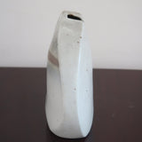 Vase galet fendu porcelaine Virebent France années 70, décor abstrait bande brun orangé médaillon décentré, marquage gravé Puy-l'Évêque