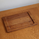 Vide-poche compartimenté scandinave bois massif et verre fumé Denmark années 60, trois raviers encastrés, art de la table danois mid-century